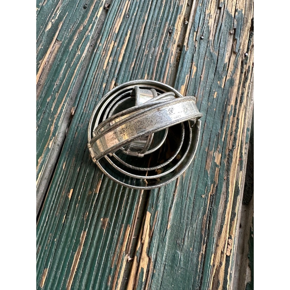 Vintage Nested Metal Biscuit Cookie Cutters Set of 4 Silver Round with Handles